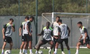 Bicampeão Sporting visita Casa Pia no pontapé de saída da I Liga de futebol