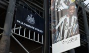 Alexander Isak muda-se para o Liverpool com recorde de transferência