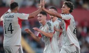 Mourinho estreia-se no Benfica com triunfo na visita ao AVS