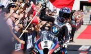 Toprak Razgatlioglu sagra-se campeão de Superbikes pela terceira vez