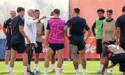 LC: Benfica visita Ajax num duelo entre equipas à procura dos primeiros pontos