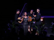 Raquel Tavares volta “ao fado tradicional” com "Deles por Mim (e à Antiga)”