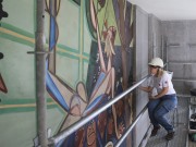Cores originais dos painéis de Almada Negreiros em gare de Lisboa revelam-se com restauro