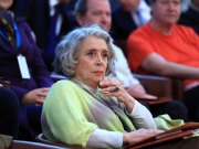 Administração de Serralves lamenta afirmações de Isabel Pires de Lima e rejeita pressões