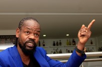 Akwá lamenta ausência de ex-jogadores no particular Angola-Argentina por falta de bilhetes