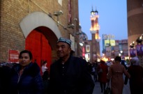 Governo chinês diz que detidos em Xinjiang estão “formados” e “vivem felizes”