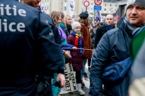 Clima: Centenas manifestam-se em Bruxelas com ativista Greta Thunberg