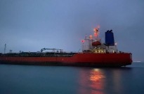 Ásia é destino de 84% do petróleo que passa pelo Estreito de Ormuz