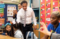 FBI executa mandado de busca na casa do português que lidera escolas em Los Angeles