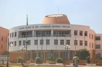 Moçambique apela à reabertura do parlamento guineense, mas promete não ingerência