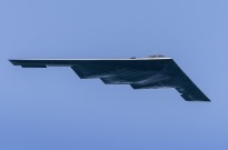 EUA mobilizam bombardeiros enquanto avaliam participação no conflito Israel / Irão