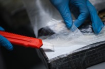 Passageira chegada do Brasil detida em Hong Kong com 3,4 quilos de cocaína