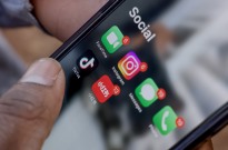 TikTok garante remover 98% do conteúdo prejudicial à saúde mental