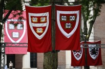 Universidade de Harvard autorizada por juíza a inscrever alunos internacionais