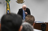 EUA revogam visto ao juiz Alexandre de Moraes por “caça às bruxas” a Bolsonaro