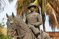 "Padrão de Guerra" é a única estátua colonial em Maputo 50 anos depois