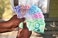 Criação da moeda moçambicana simbolizou rejeição da "dominação estrangeira "- PR