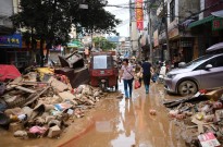 Inundações no sul e centro da China deixam dezenas de milhares de desalojados