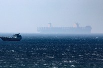 Parlamento iraniano quer cobrar portagem para passagem pelo estreito de Ormuz