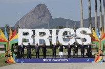 Líderes dos BRICS condenam “ataques militares” contra o Irão