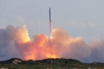 Starship da SpaceX completa décimo lançamento de teste após três falhas