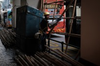 O bambu fez Macau e nem na modernidade o metal se vai impor