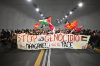 Nove barcos da flotilha intercetados e um atacado por Israel - organização