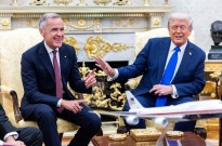 Trump admite prolongar acordos comerciais com Canadá e México ou fazer outros