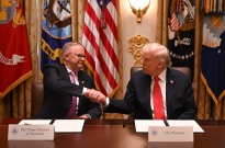 EUA reafirma pacto de defesa com Austrália e Reino Unido após dúvidas de Trump