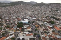 Mais de 40% dos brasileiros afirmam conviver com crime organizado na sua freguesia - estudo