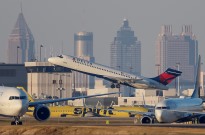 Paralisação governamental nos EUA pode obrigar a cancelar voos - companhias