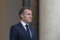Macron passa por Angola para cimeira UE-UA em novo périplo africano