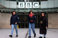 Governo britânico propõe a revisão do financiamento e da sustentabilidade da BBC