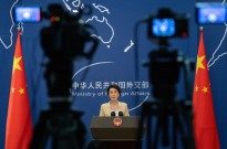 China pede cessar de operações militares e destaca importância estratégica de Ormuz