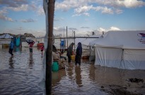 Moçambique envia embarcação com ajuda para vítimas das cheias na província de Gaza