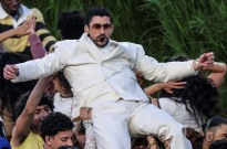 Republicanos pedem multas e prisão para Bad Bunny pelo espetáculo no Super Bowl