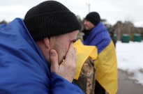 Rússia e Ucrânia anunciam troca de 350 prisioneiros, 175 de cada lado