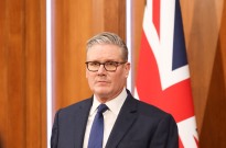 Starmer anuncia cimeira de líderes sobre plano para estreito de Ormuz
