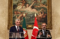 MNE português apela a respeito por cessar-fogo e pede a Israel que pare de atacar Líbano