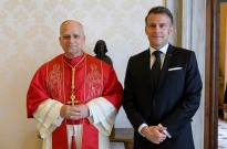 Papa diz que Deus não abençoa guerras e cristãos não apoiam quem bombardeia