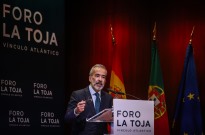 Afastamento dos EUA teve efeito de aproximar UE do Reino Unido e Canadá - MNE