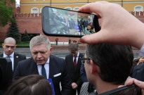 Ucrânia: PM eslovaco diz em Moscovo que conflito está a chegar ao fim