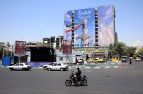 MNE iraniano afasta conclusão de acordo com EUA e rejeita cedências