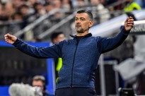 Treinador do FC Porto alerta para variantes ofensivas do Benfica