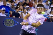 Ben Shelton e Victoria Mboko conquistam primeiro Masters 1.000 em Toronto