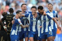 FC Porto soma terceira vitória com goleada ao Casa Pia