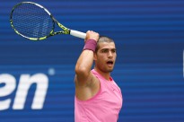 Carlos Alcaraz supera Luciano Darderi rumo aos oitavos de final do US Open