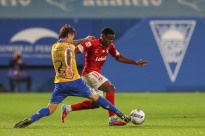 Santa Clara vence pela primeira vez e mantém ‘seca’ do Estoril Praia