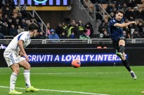 Inter goleia na receção ao Como e lidera à condição Liga italiana