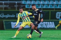 Alverca empata em Tondela e complica situação dos beirões